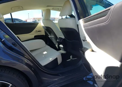 2022 Lexus Es 350 z USA, uszkodzony, nr VIN 58ADZ1B16NU135751